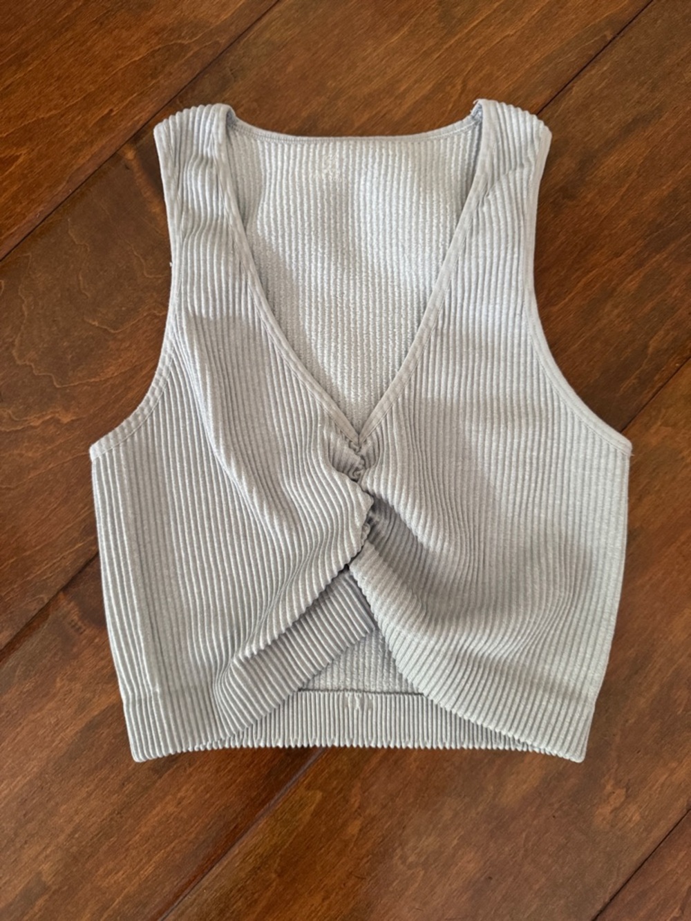 Aerie S Twist-Front Ribbed Crop Tank Top - Light Gray